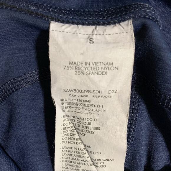 Saucony Leggings Cropped Blue Stretchy Pockets Active Workout Women's S - Picture 9 of 9